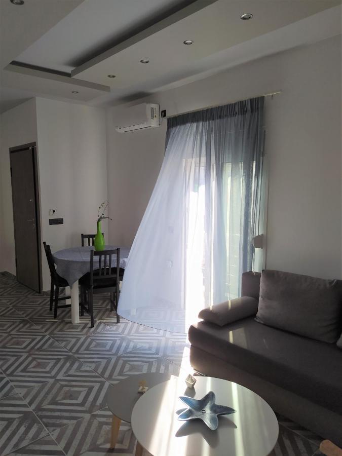 F & P Apartment Kardamena  Exterior photo
